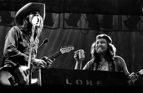 Willie joins Doug on stage